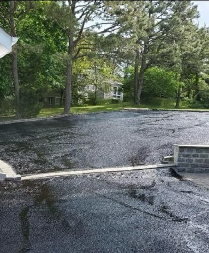 Commercial Parking Lot Paving